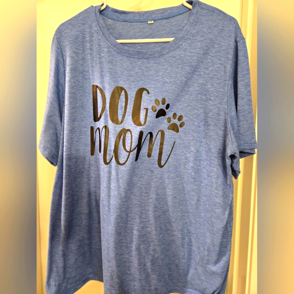Blue Dog Mom T-Shirt